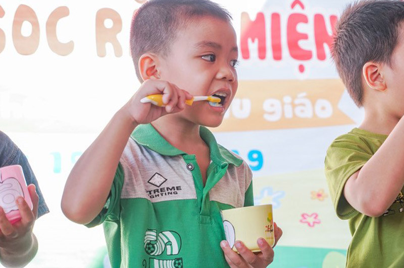 Zahngesundheit für Kinder in Vietnam